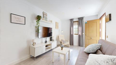 Foto 3 de Apartament en venda a  C. Garcilaso de la Vega, 12, Bajo 2, Rodeo Alto - Guadaiza - La Campana, Málaga