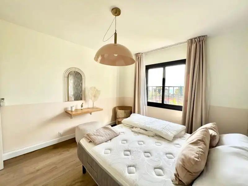 Bedroom of Flat for sale in Mijas  with Air Conditioner, Terrace and Swimming Pool