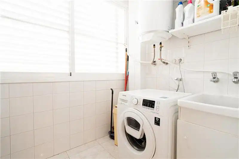 Badezimmer von Maisonette zum Verkauf in  Palma de Mallorca mit Klimaanlage und Terrasse