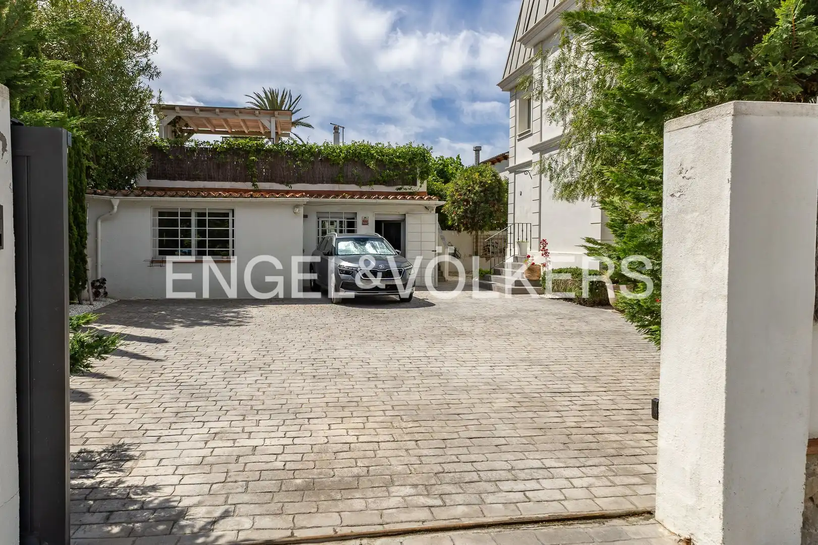 Exterior view of Houses for sale in Castelldefels  with Heating, Private garden and Terrace