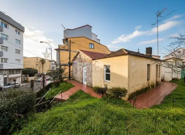 Vista exterior de Casa o chalet en venta en Vigo  con Jardín privado y Trastero
