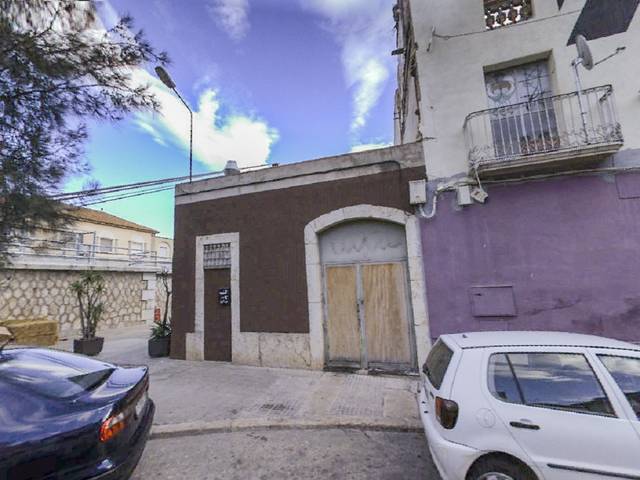 Local comercial en Venta en Pz Santa Susana en Casc Antic