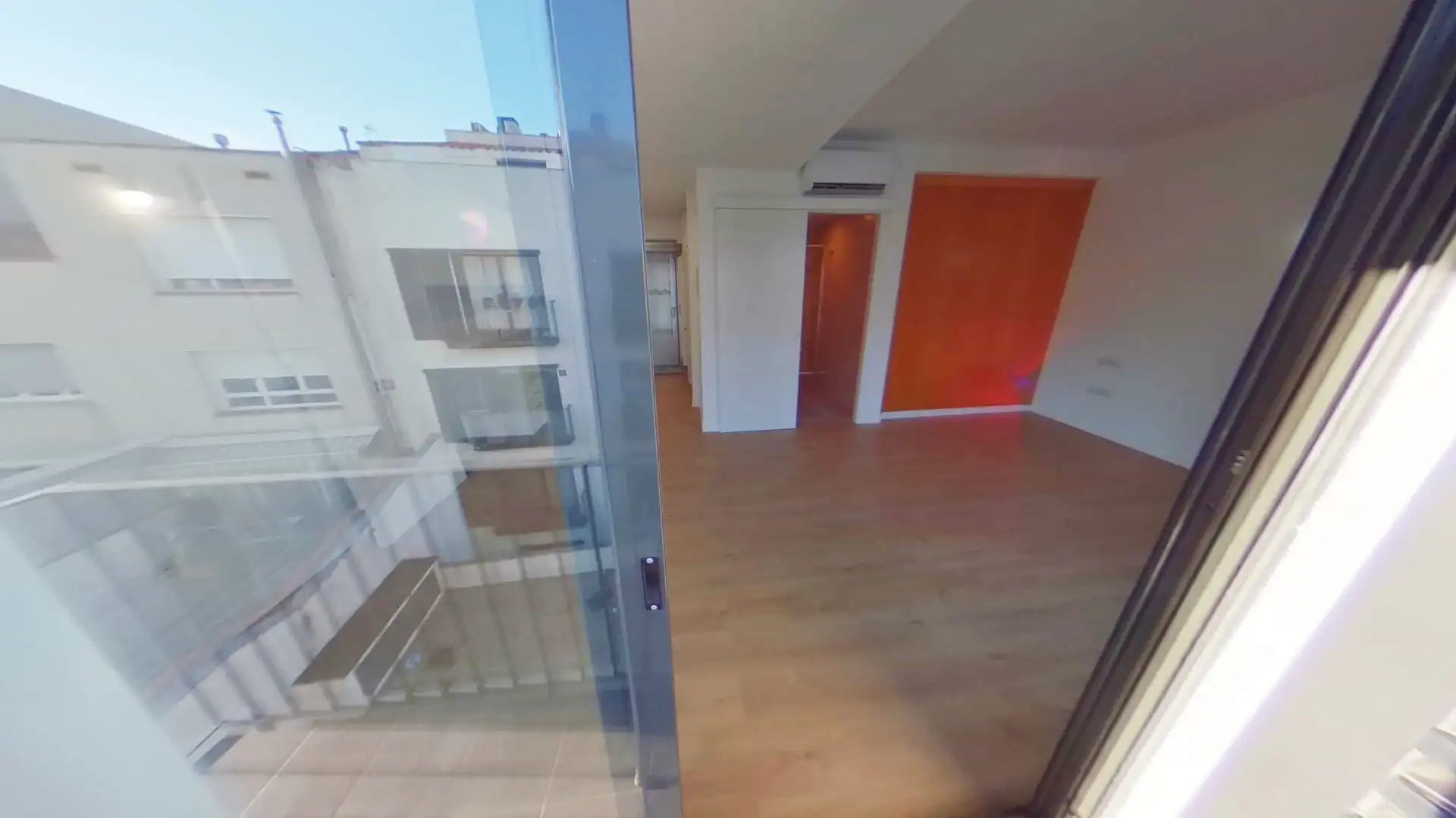 Study for sale in Terrassa  with Parquet flooring
