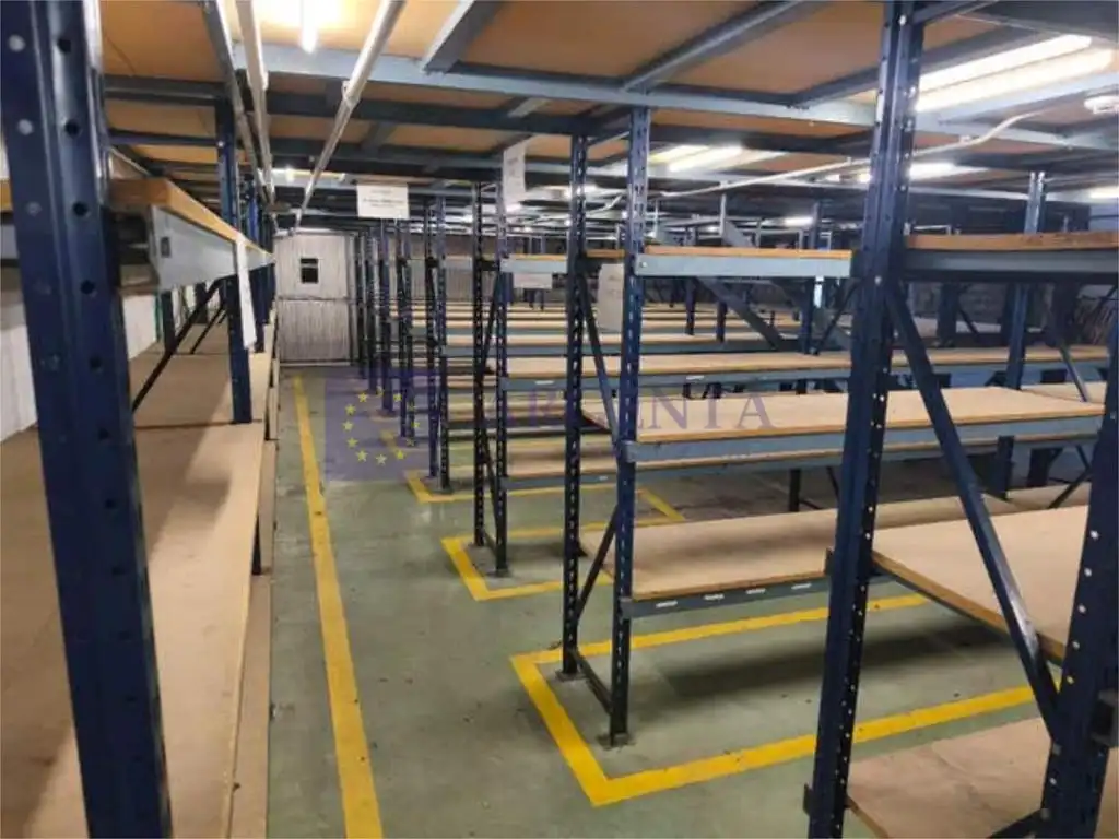 Fabrikhallen zur Miete in Ruta de la Plata