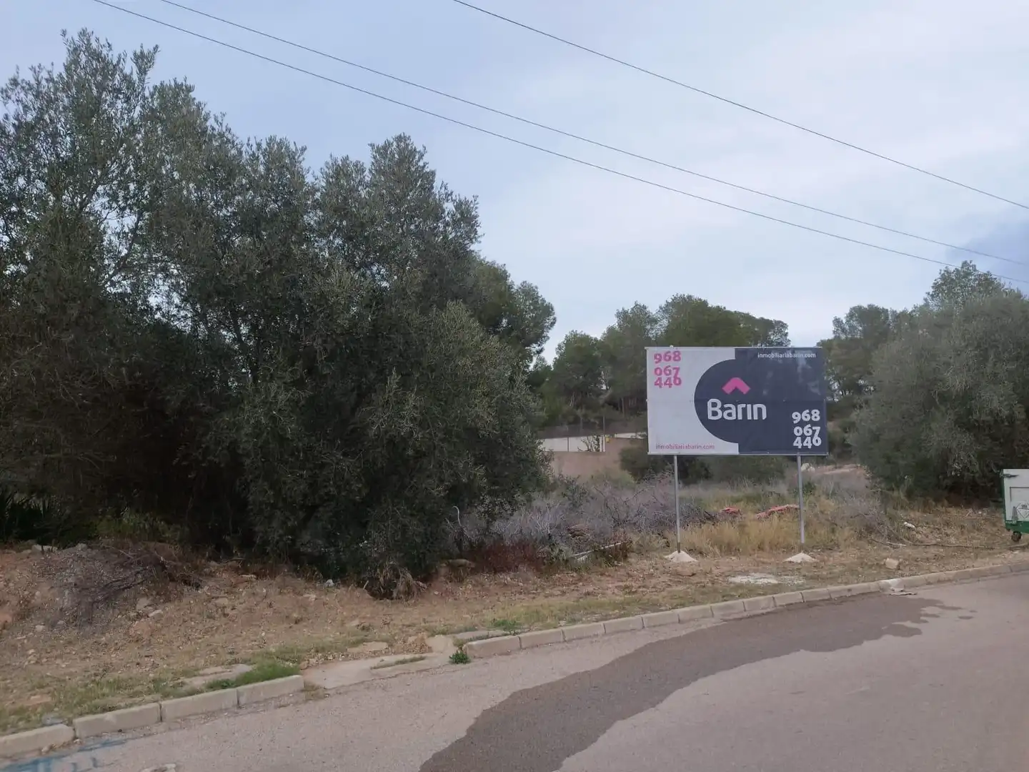 Terrenys i solars en venda a Urbanizacion TEATINOS