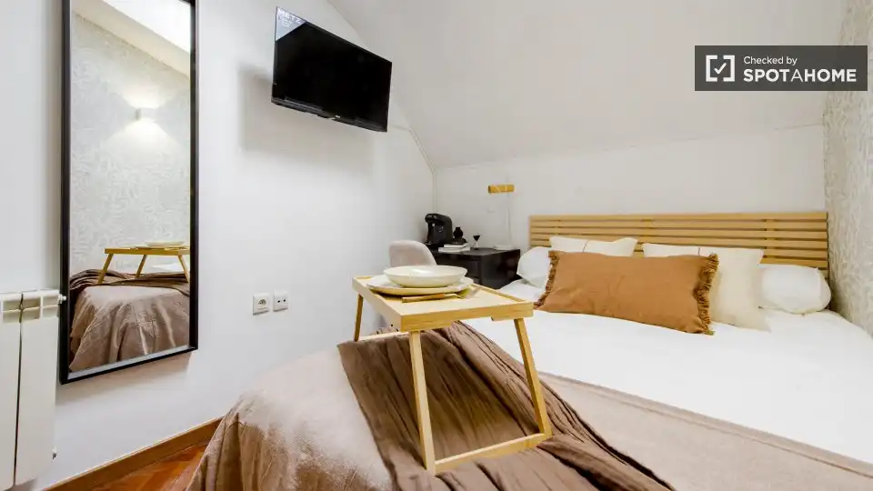 Room in Canillas