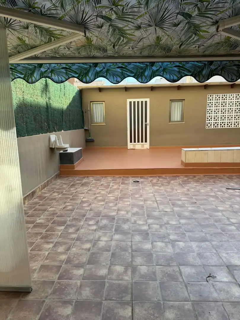 Terraza de Casa o chalet en venta en Alicante / Alacant con Terraza