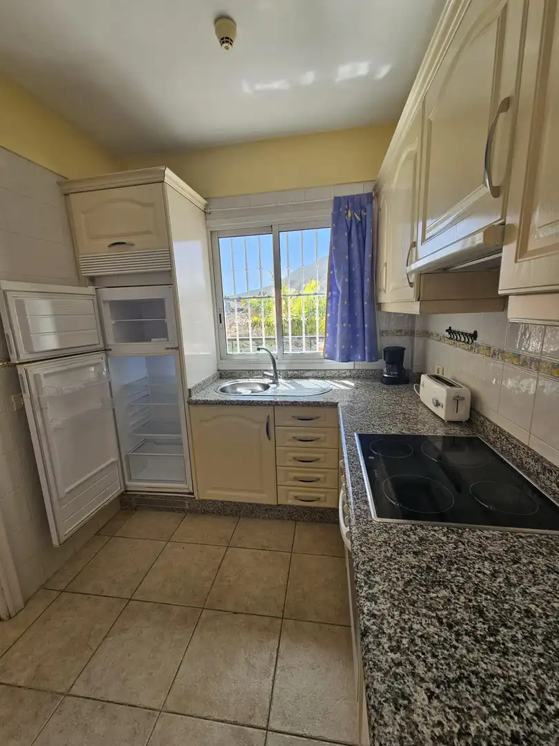 Cocina de Ático en venta en Arona con Jardín privado, Terraza y Piscina comunitaria
