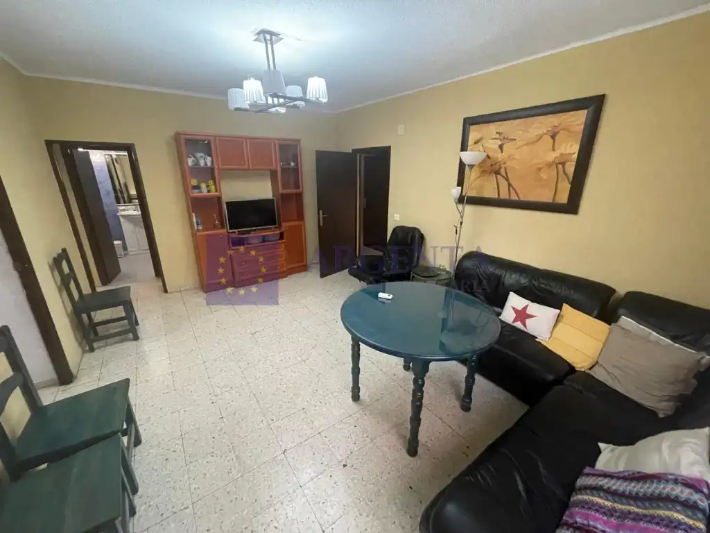 Wohnung zur Miete in Casco Antiguo