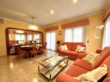 Villa con piscina in vendita a Pedreguer