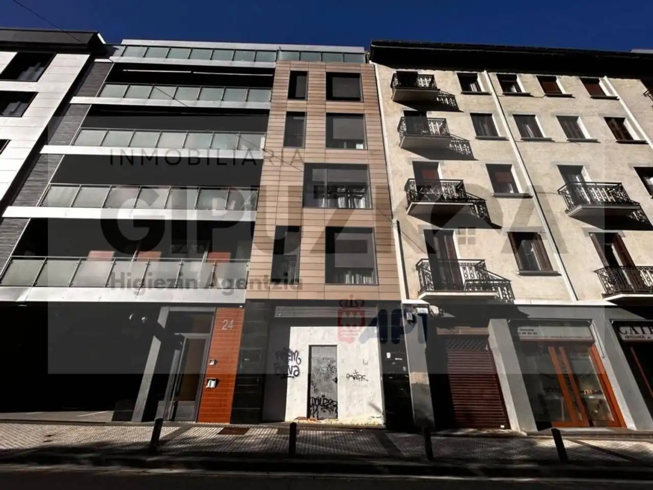 Local comercial en alquiler en Calle Arroka, imagen 18