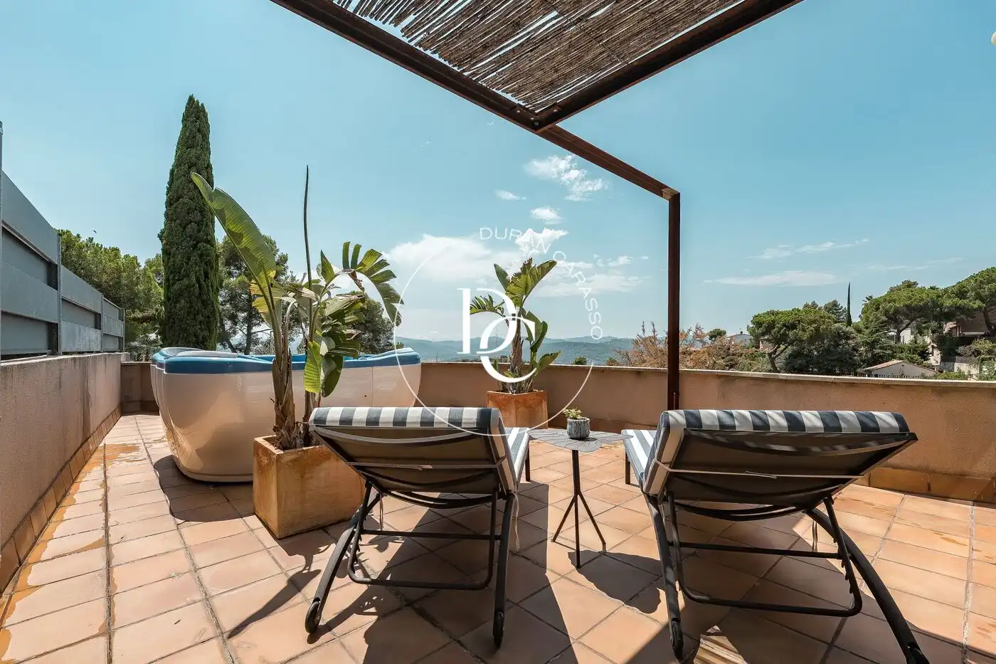 Terrassa de Casa o xalet en venda en Molins de Rei amb Aire condicionat, Calefacció i Jardí privat