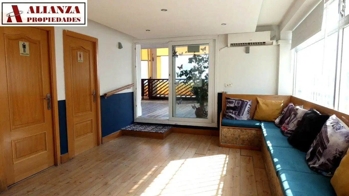 Local comercial en alquiler en Torremuelle, imagen 4