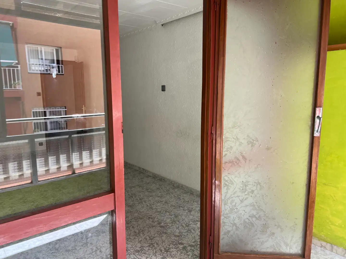 Piso en venta en Badalona con Horno, Balcón y Alarma