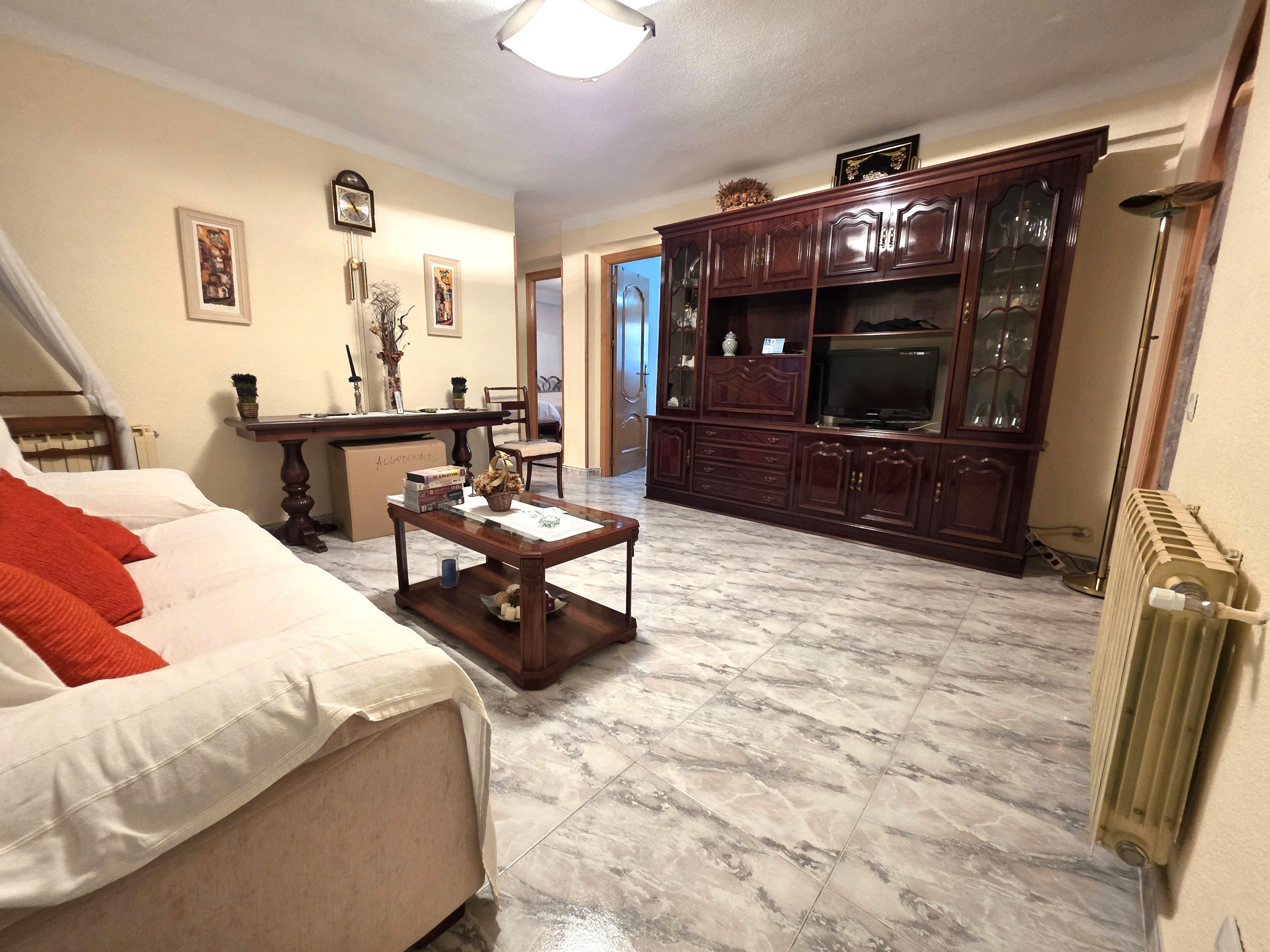 Living room of Flat for sale in  Madrid Capital  with Terrace