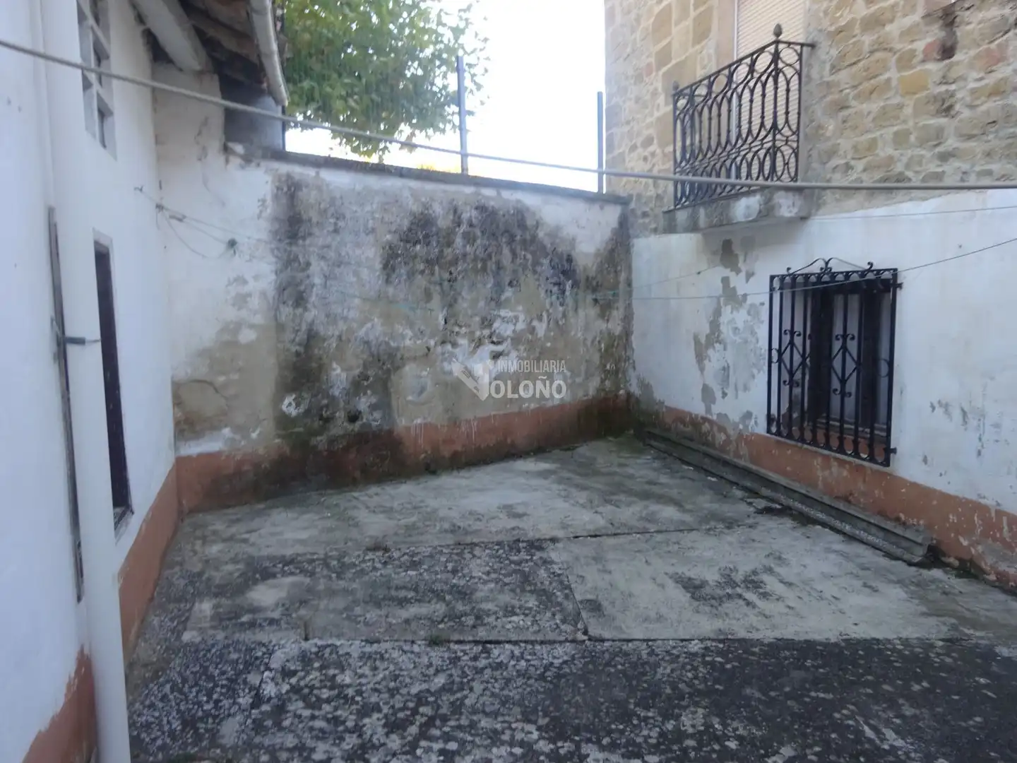 Parking of Houses for sale in Leza  with Storage room and Furnished