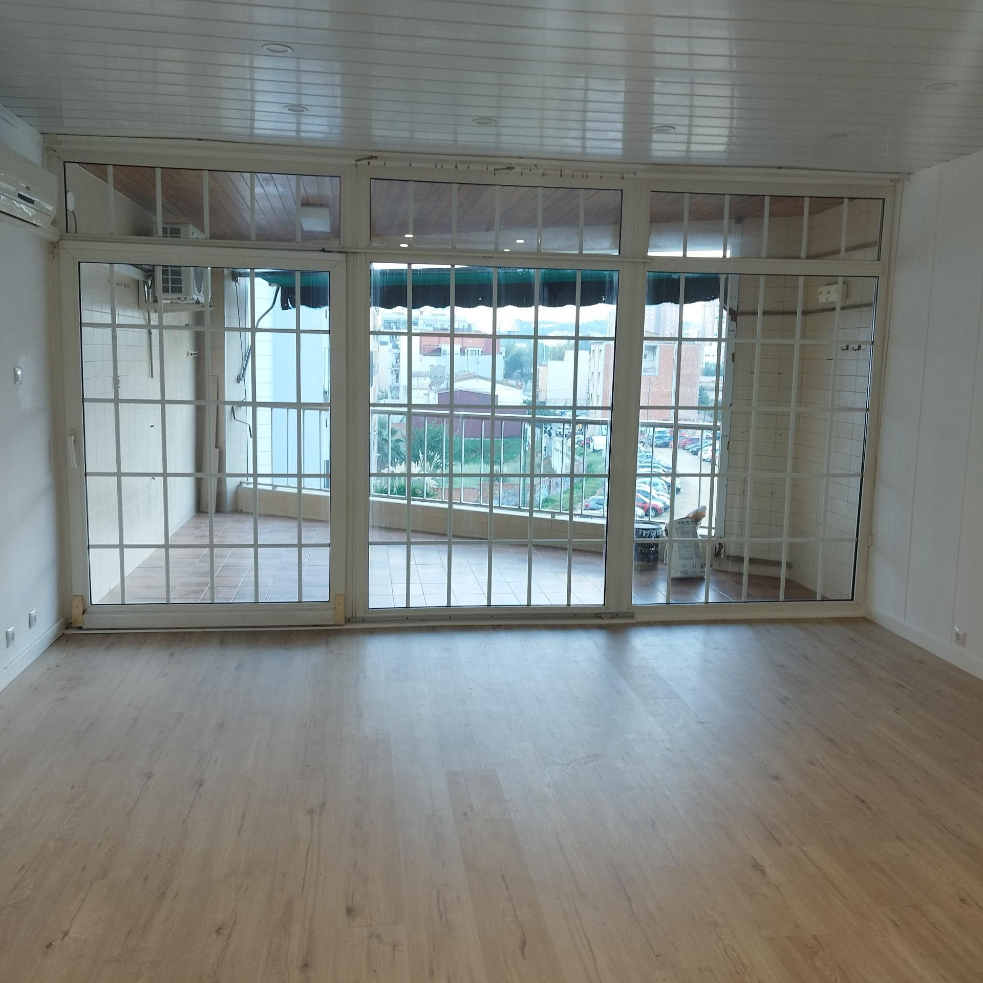 Flat to rent in Centre