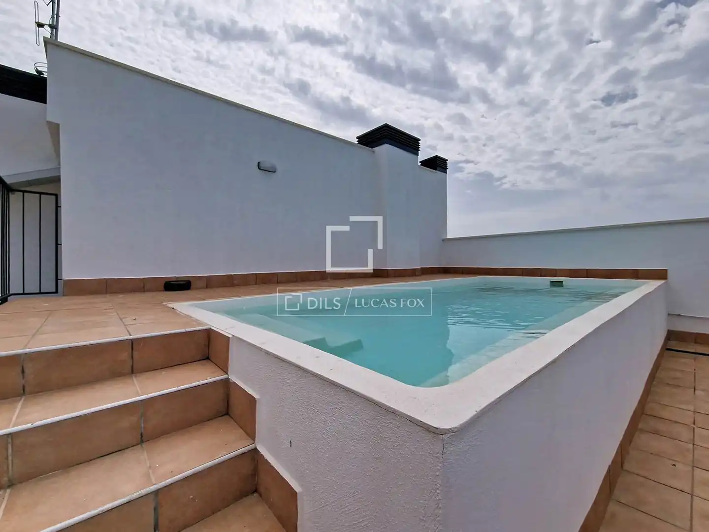 Piscina de Pis en venda en Vilanova i la Geltrú amb Aire condicionat, Calefacció i Terrassa
