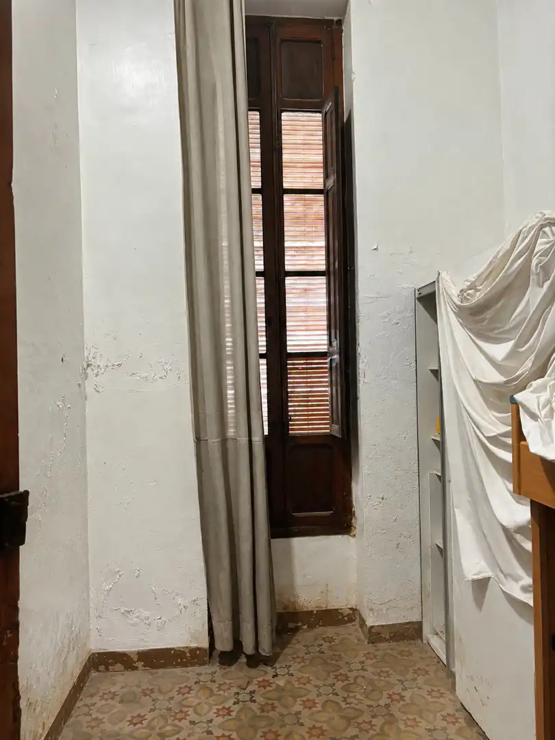 Einfamilien-Reihenhaus zum Verkauf in Valencia mit Klimaanlage, Terrasse und Abstellraum