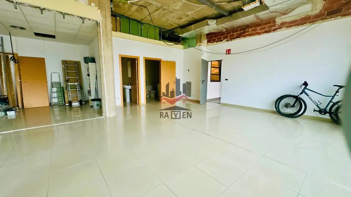 Local en venta en Pirineus, Vilafant