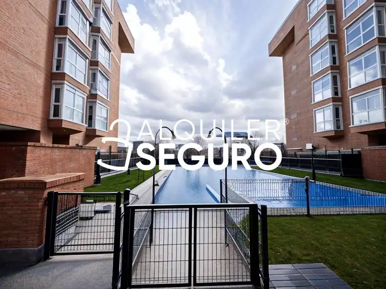 Piso con piscina en alquiler en Vicente Blasco Ibáñez