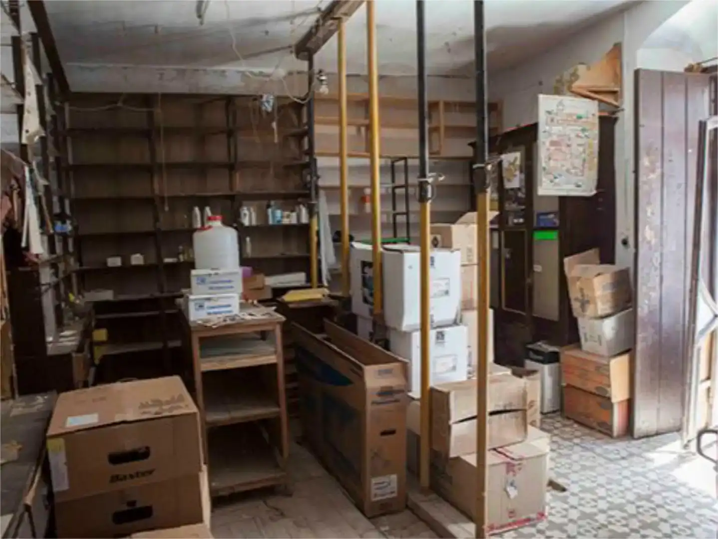 Piso en venta en Carmona con Balcón