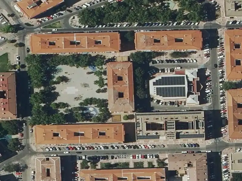 House for sale in CL. ALFONSO X EL SABIO 28
