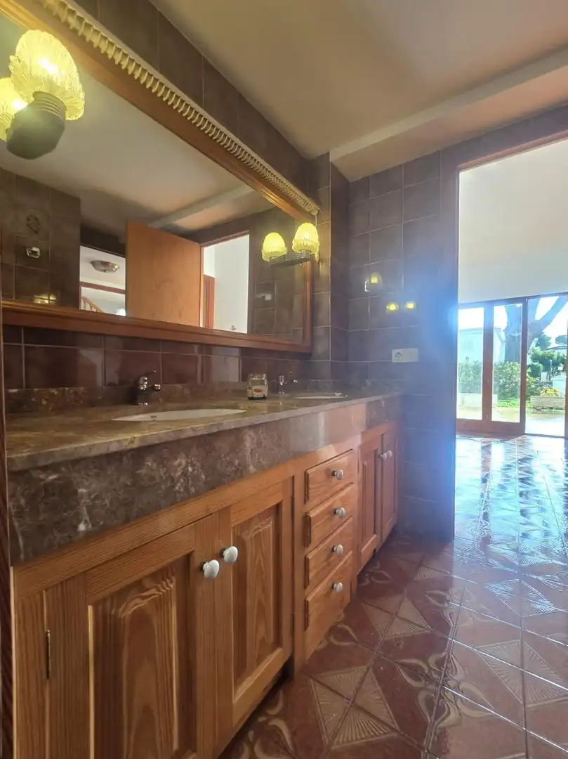 Baño de Dúplex de alquiler con opción a compra en Alcúdia con Aire acondicionado, Calefacción y Jardín privado