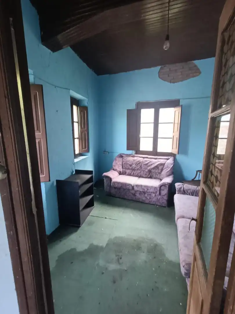Wohnzimmer von Einfamilien-Reihenhaus zum Verkauf in Grado mit Abstellraum