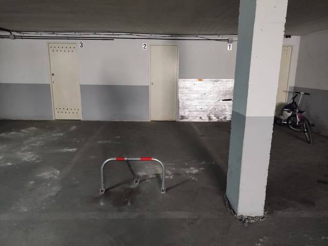 Garaje en Venta en Calle Real, 65 en Villanueva de la Cañada ciudad