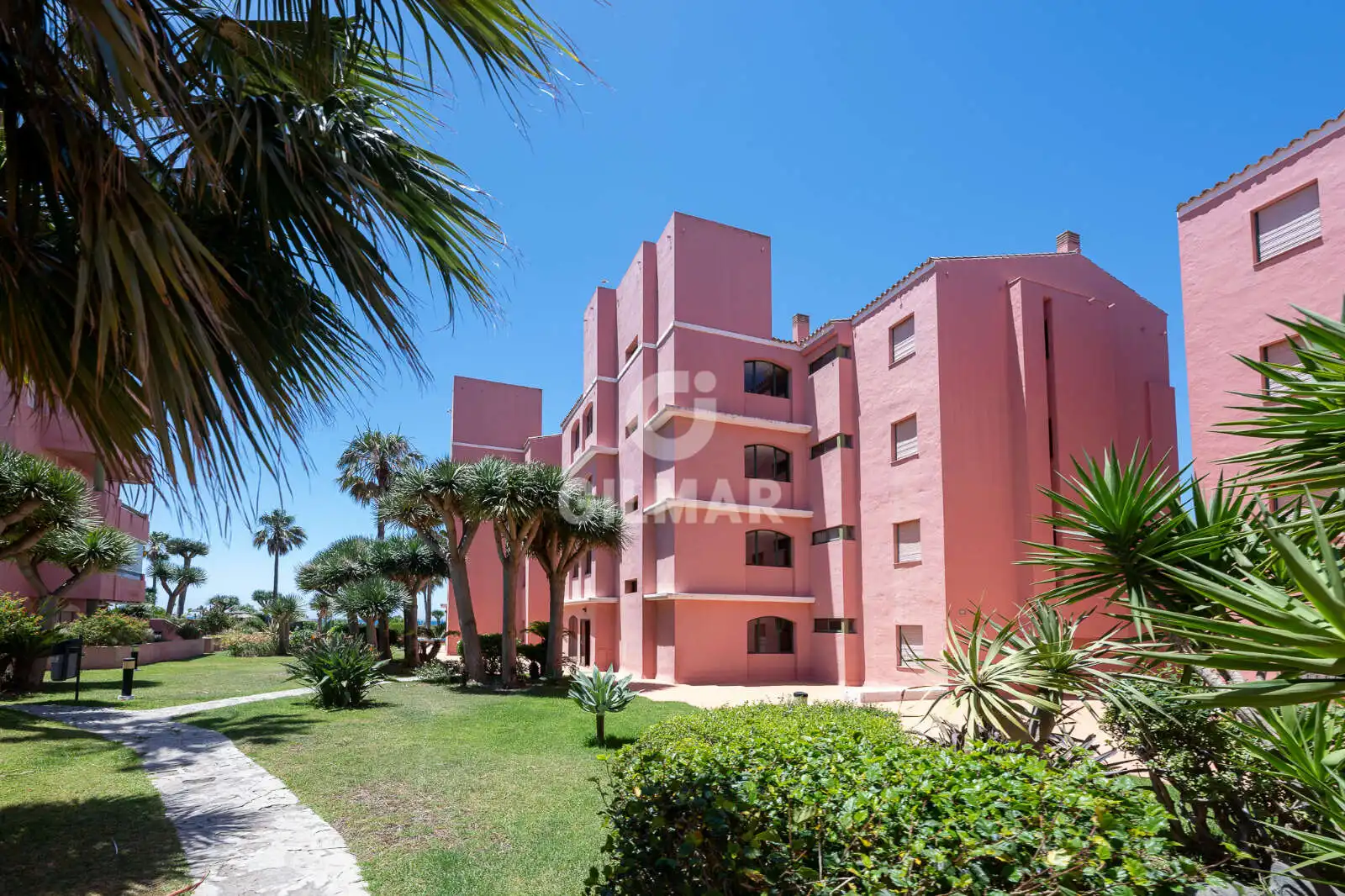 Exterior view of Flat for sale in Zahara de los Atunes  with Heating, Private garden and Storage room