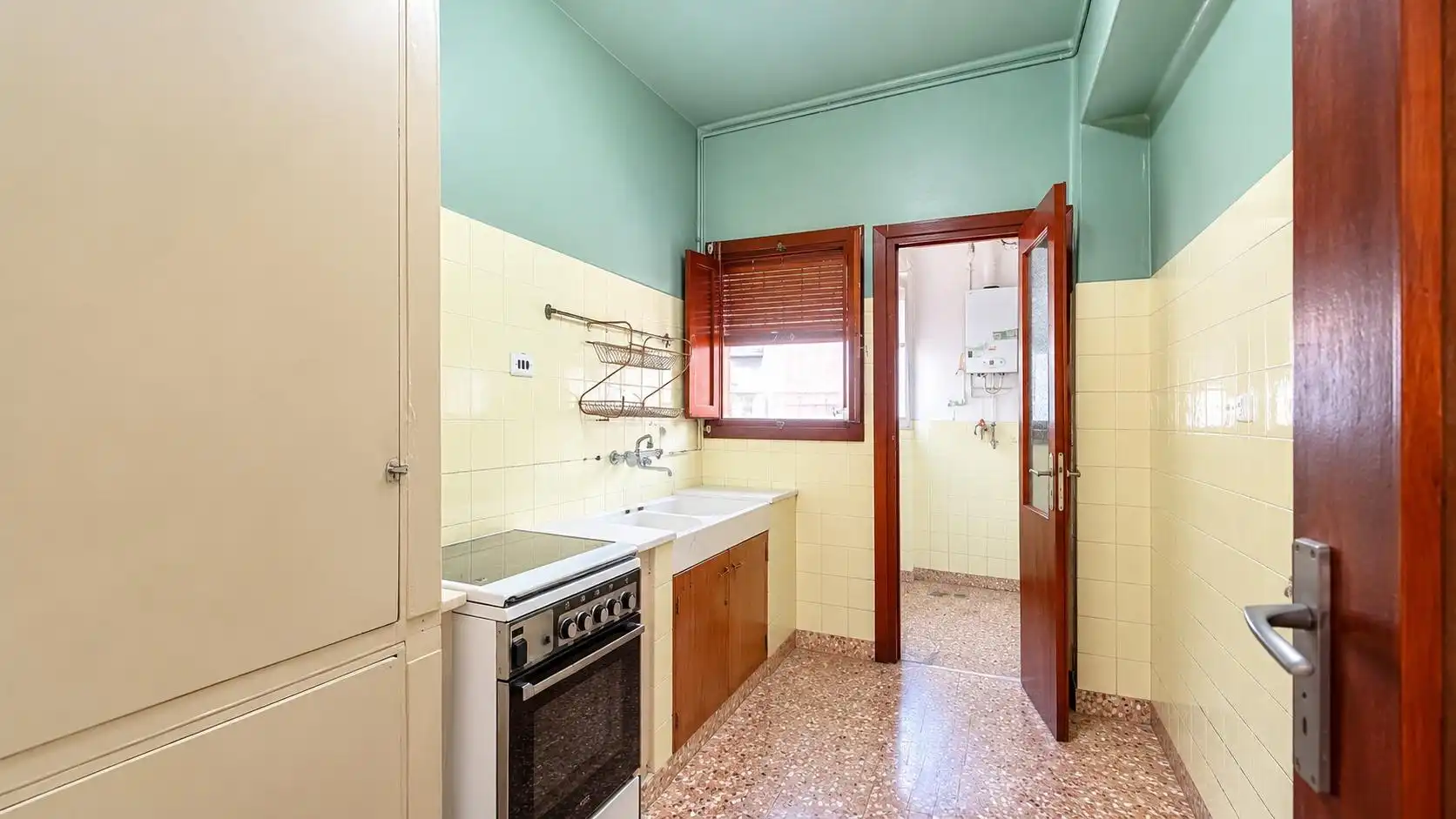 Küche von Wohnung zum Verkauf in Carlet mit Balkon