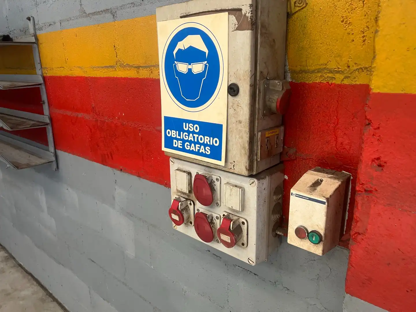 Parking of Industrial buildings for sale in Ordes  with Heating
