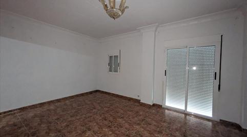 Foto 2 de Casa adosada en venda a Sant Llàtzer, Tortosa