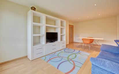 Living room of Flat for sale in  Pamplona / Iruña  with Heating, Parquet flooring and Storage room