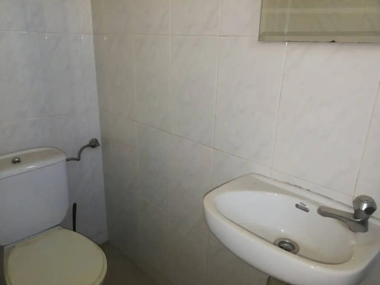 Badezimmer von Geschaftsraum zum Verkauf in Ciudad Rodrigo mit Alarm