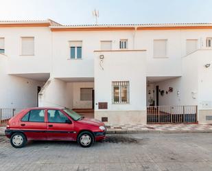 Exterior view of Building for sale in Badolatosa