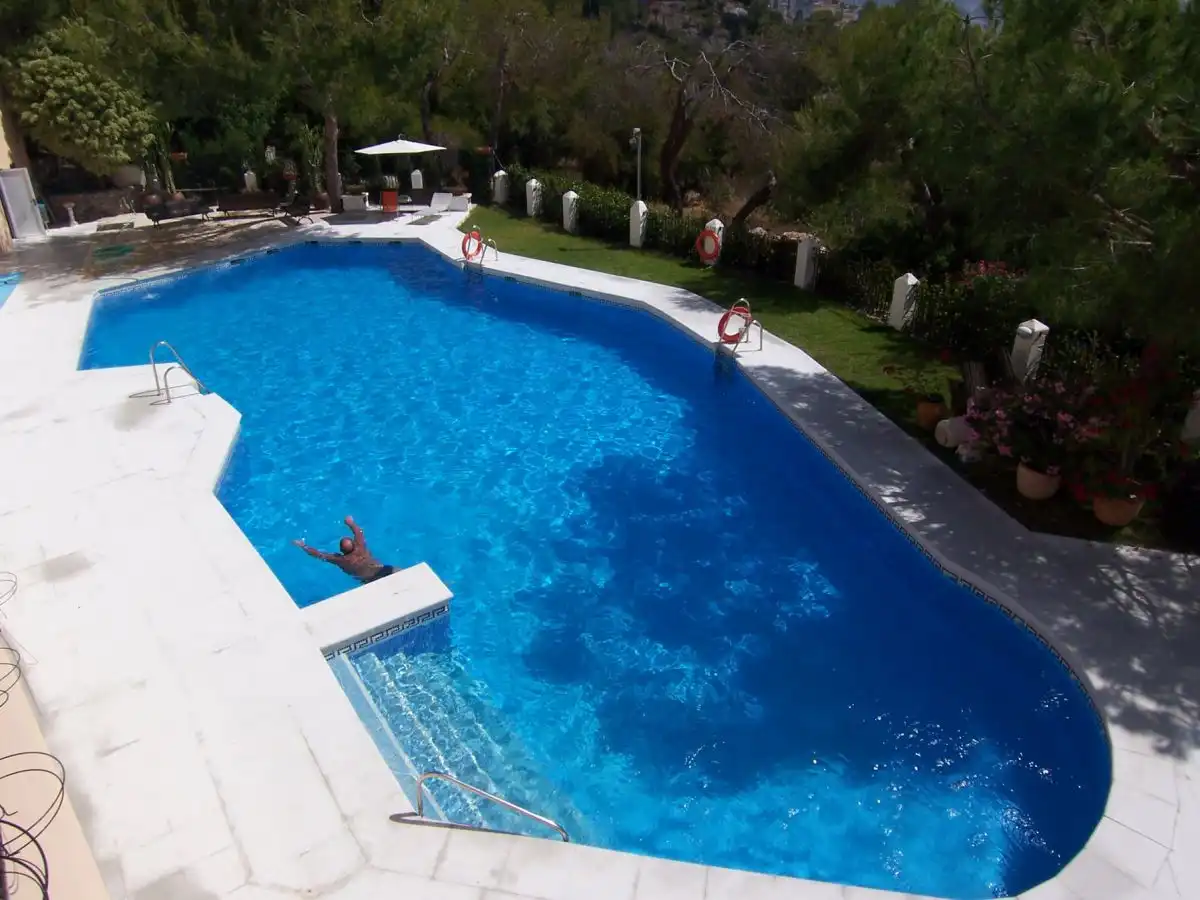 Swimming pool of Apartments for rent in Almuñécar  with Air Conditioner, Heating and Terrace
