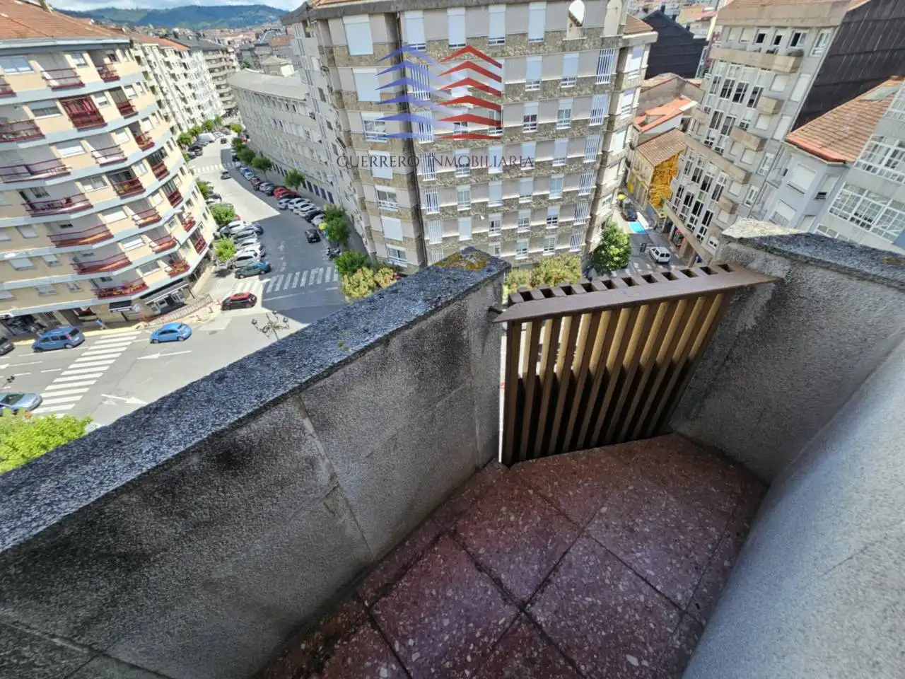 Terraza de Piso de alquiler en Ourense Capital  con Calefacción, Parquet y Trastero