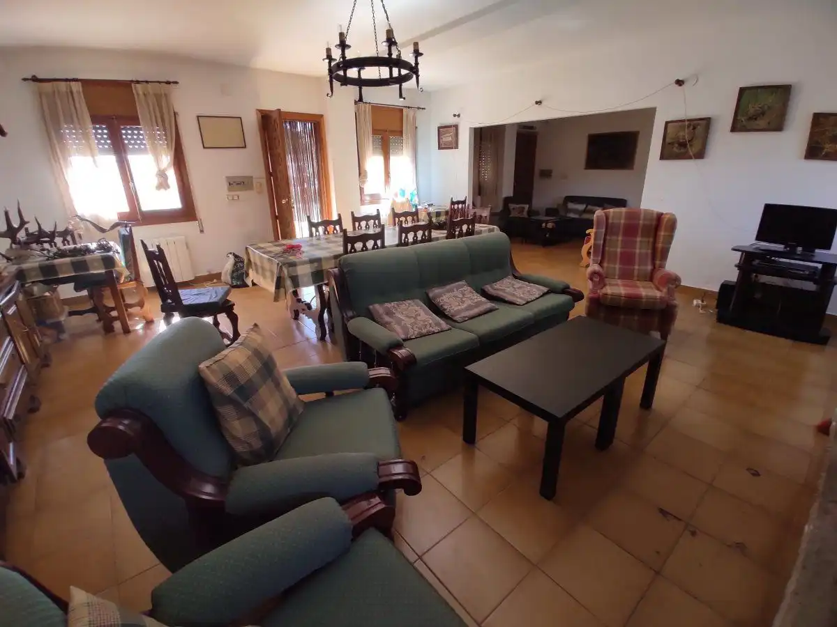 Sala de estar de Apartamento en venta en Bárcabo con Calefacción, Trastero y Piscina comunitaria