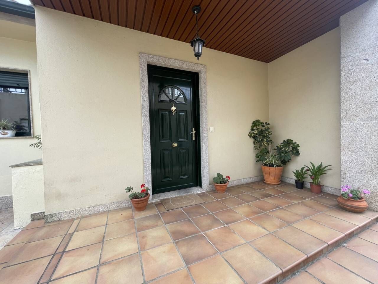 Casa o xalet en venda en Vigo  amb Calefacció, Jardí privat i Parquet