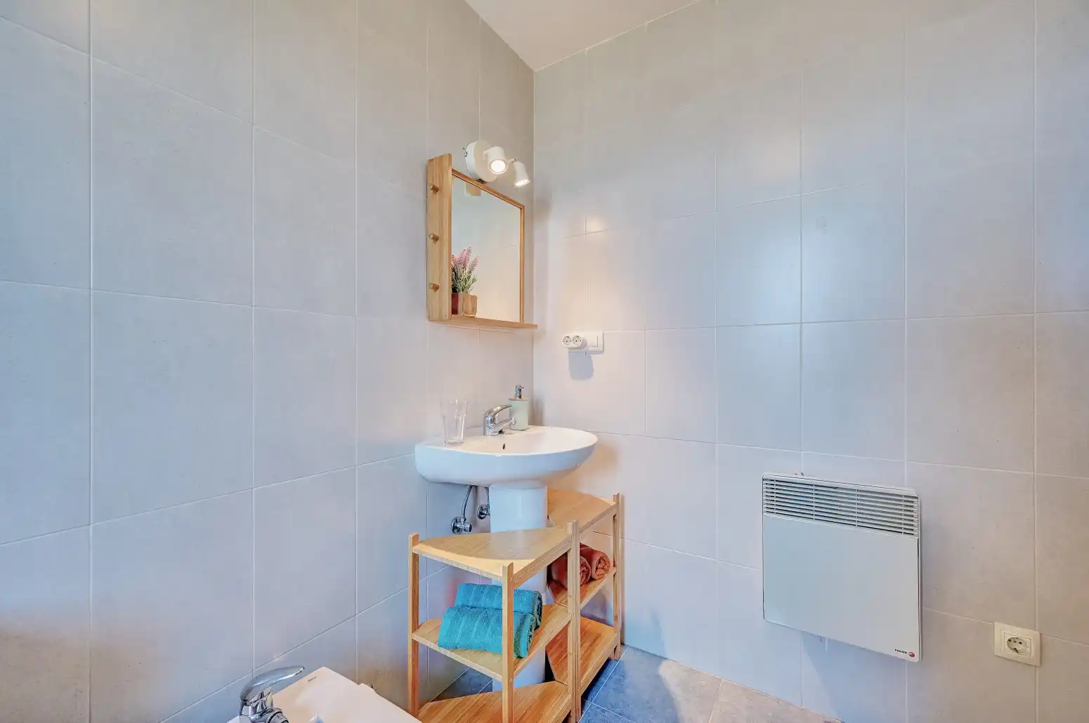 Baño de Piso en venta en Urraul Bajo con Calefacción y Balcón