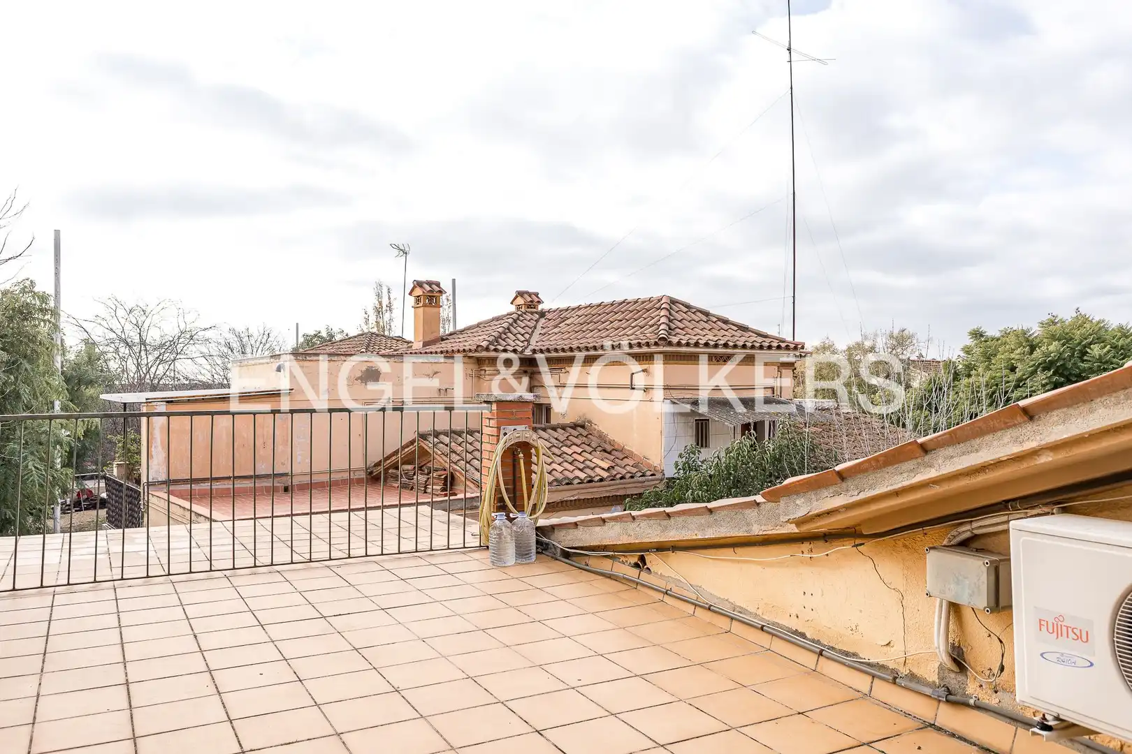 Terraza de Casa o chalet en venta en Sant Just Desvern con Calefacción y Terraza
