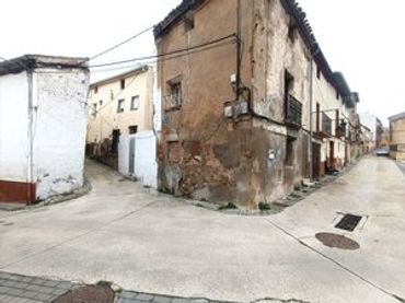 House for sale in Calle Landivar