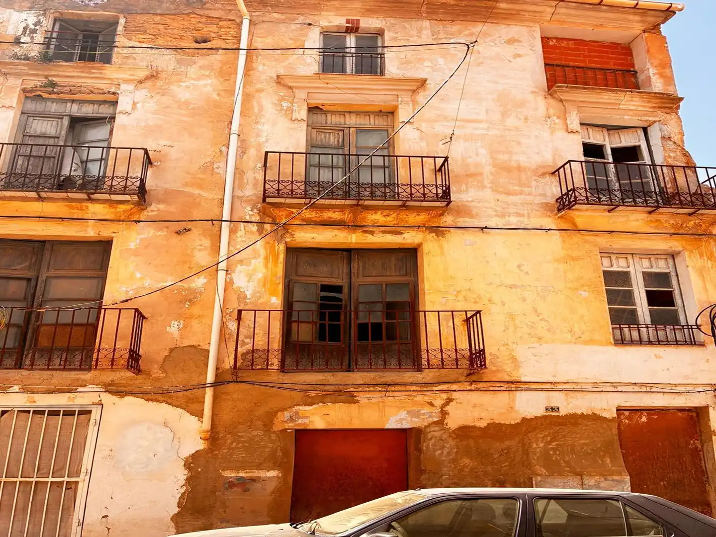 Vista exterior de Piso en venta en Ontinyent con Trastero