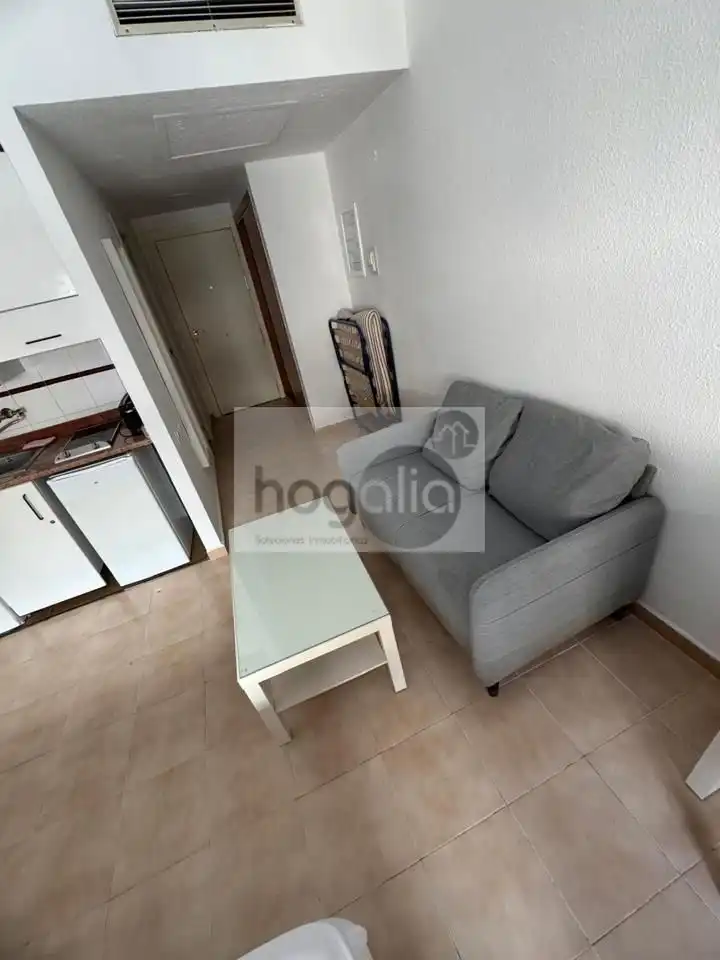 Estudio de alquiler en Triana Este