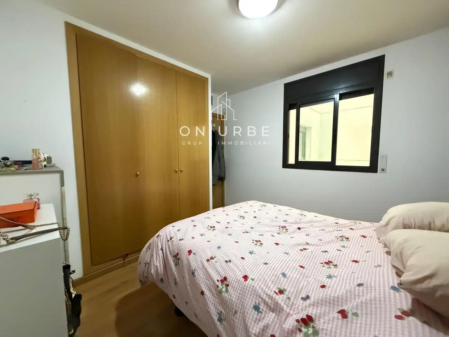 Dormitori de Pis en venda en Barcelona amb Aire condicionat, Terrassa i Traster