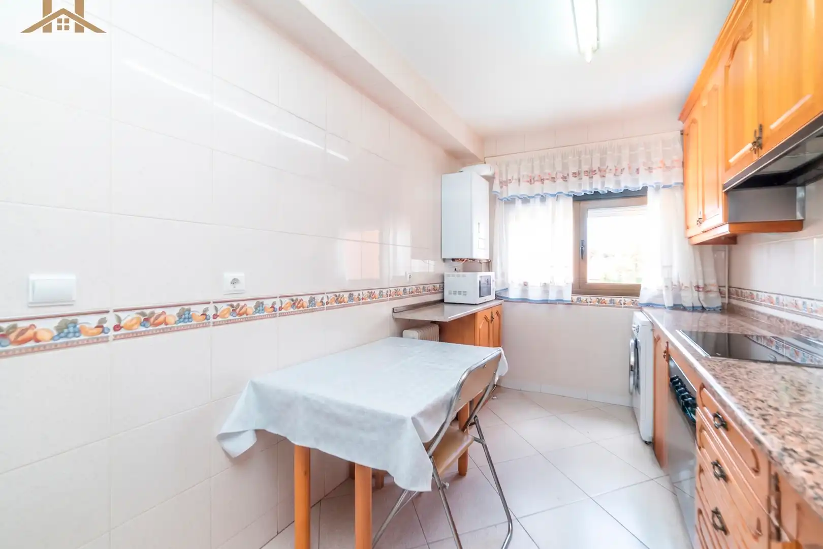 Cocina de Piso en venta en Pozuelo de Alarcón con Calefacción, Terraza y Amueblado