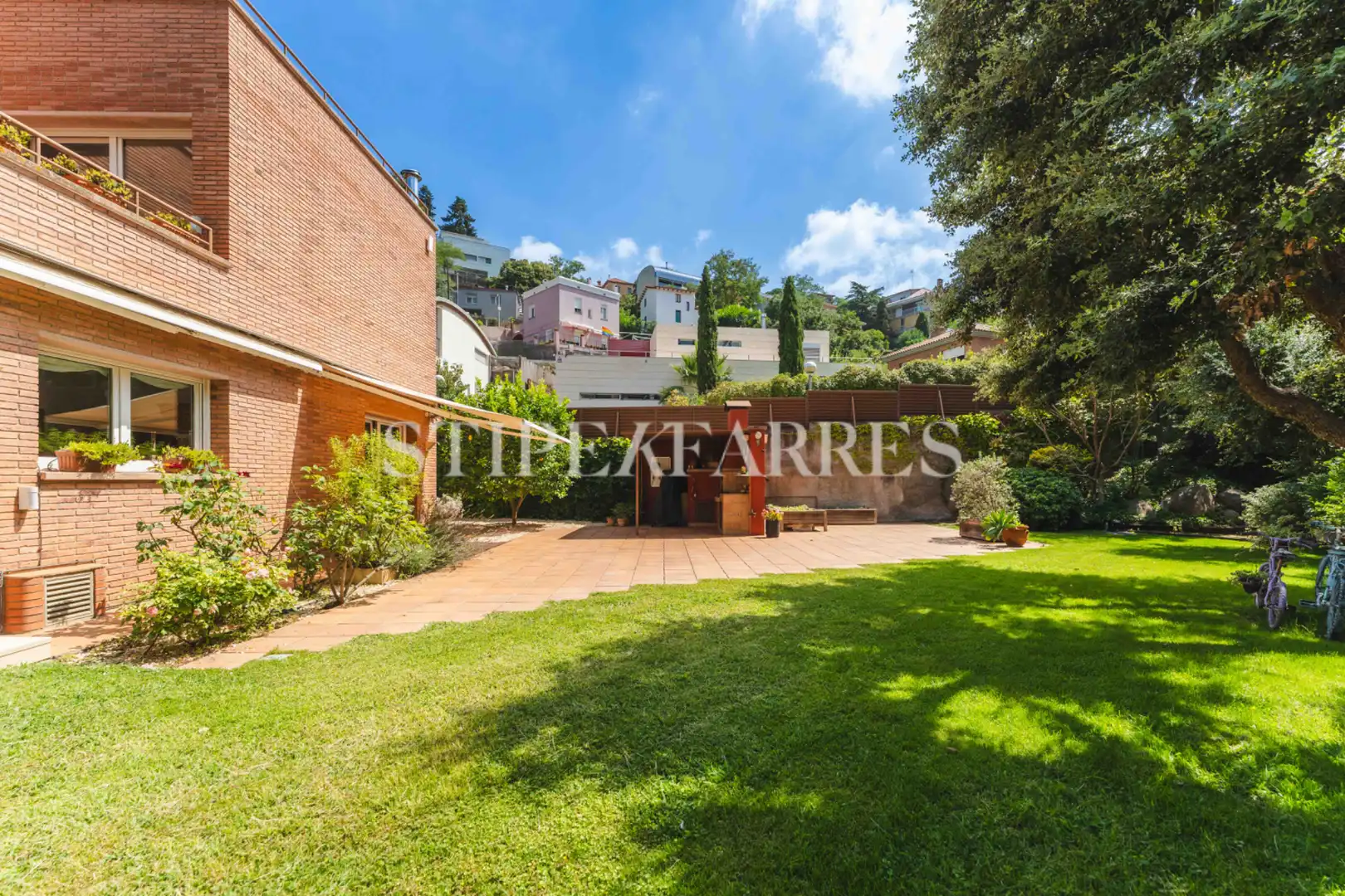 Garten von Haus oder Chalet zum Verkauf in Barcelona mit Klimaanlage, Heizung und Privatgarten