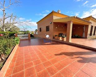 Garden of House or chalet for sale in Alcalá de Guadaira  with Air Conditioner, Terrace and Storage room